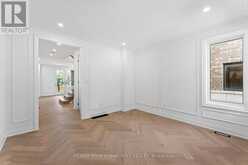 42 GLOBEMASTER LANE | Richmond Hill Ontario | Slide Image Three