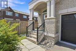1469 FARROW CRESCENT | Innisfil Ontario | Slide Image Two