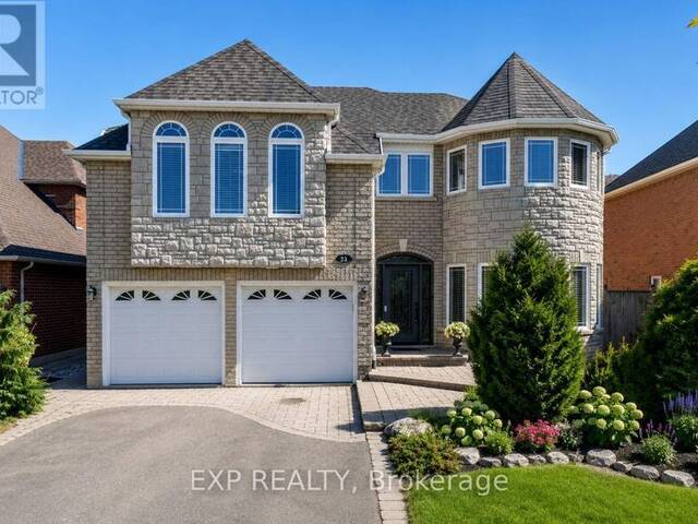 16 CURRY CRESCENT Halton Hills Ontario, L7G 5L4 - 5 Bedrooms Home For Sale