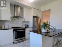 257 HARDING PARK STREET | Newmarket Ontario | Slide Image Ten