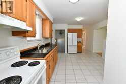 82 ELMWOOD AVENUE | Cambridge Ontario | Slide Image Nine