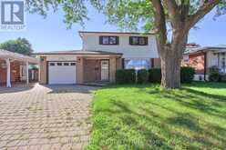1715 OBERON CRESCENT | Mississauga Ontario | Slide Image Two