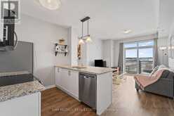 622 - 2490 OLD BRONTE ROAD | Oakville Ontario | Slide Image Four
