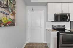 622 - 2490 OLD BRONTE ROAD | Oakville Ontario | Slide Image Five