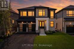 7 RICHMOND PARK DRIVE | Georgina Ontario | Slide Image Four