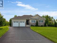 1415 15 16 SIDE ROAD E Oro-Medonte Ontario, L0L 1T0