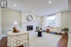 2105 FOLKWAY DRIVE | Mississauga Ontario | Slide Image Nine