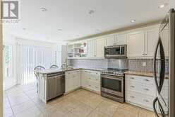12 GRES COURT | Bradford West Gwillimbury Ontario | Slide Image Twelve