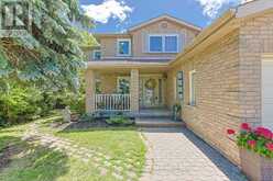 12 GRES COURT | Bradford West Gwillimbury Ontario | Slide Image Three