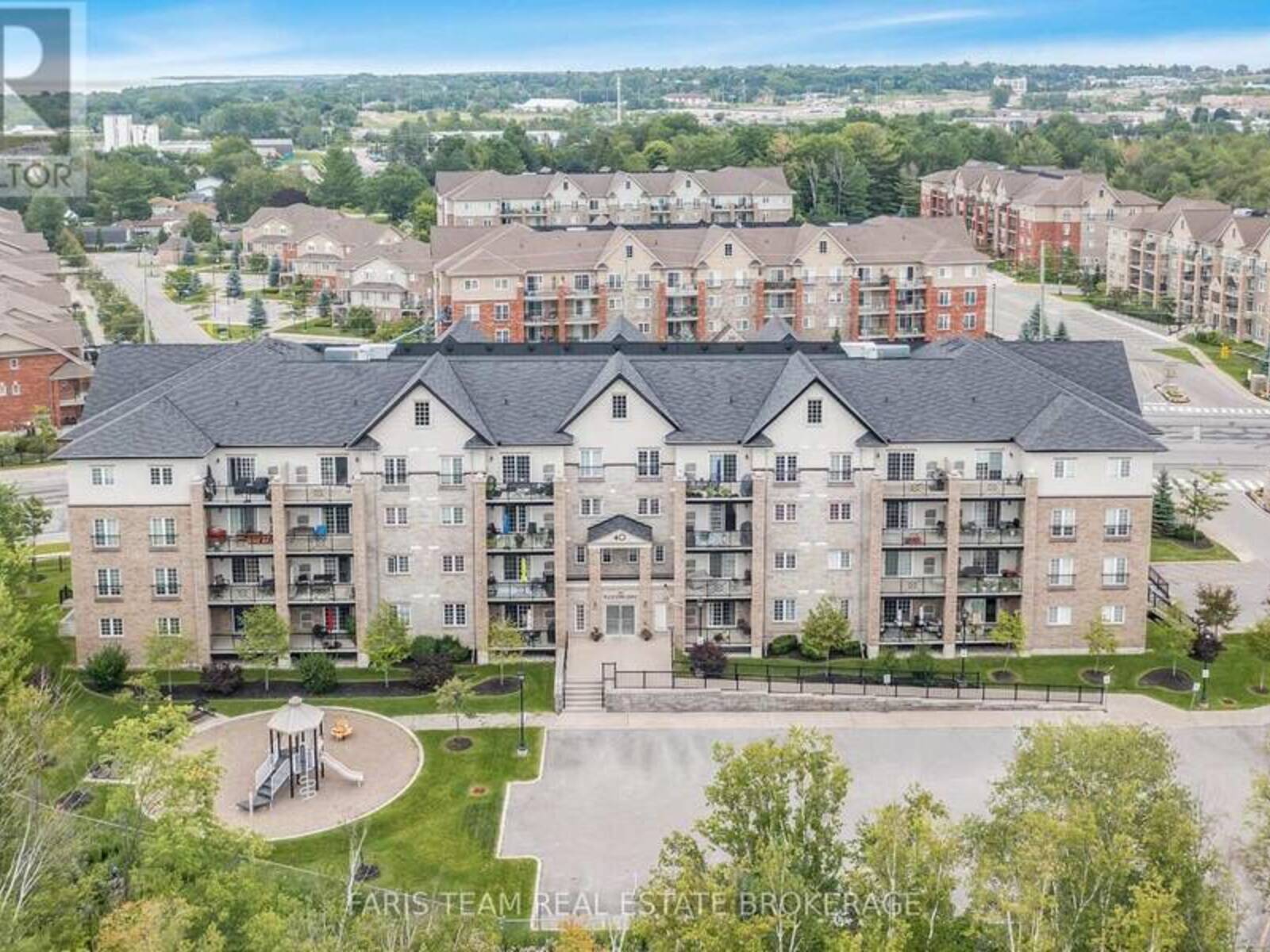 210 - 40 FERNDALE DRIVE S, Barrie, Ontario L4N 2L3