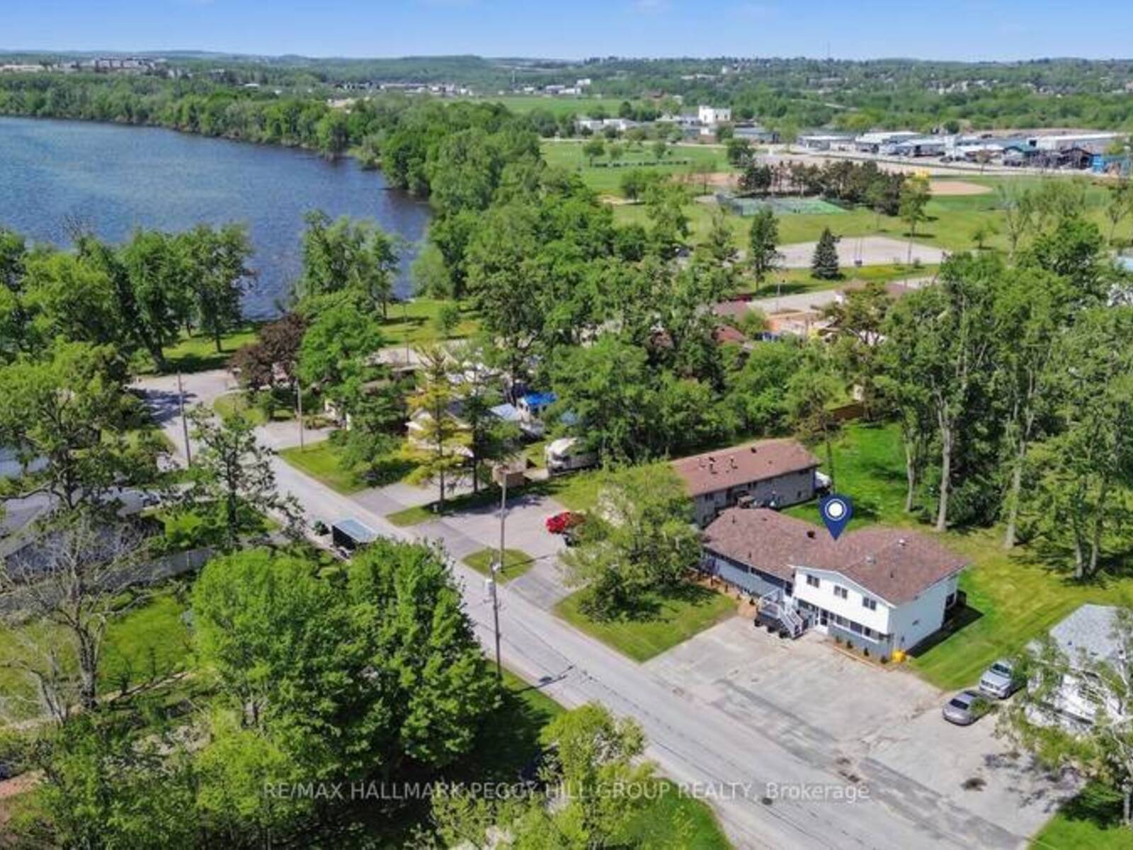 22 OLIVE CRESCENT, Orillia, Ontario L3V 1G1