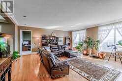 TPH6 - 25 KINGSBRIDGE GARDEN CIRCLE | Mississauga Ontario | Slide Image Nine