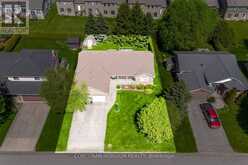71 GRAYVIEW DRIVE | Markdale Ontario | Slide Image Two
