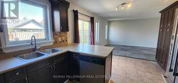 133 FLEMING WAY | Shelburne Ontario | Slide Image Five