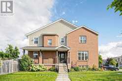33 WRENDALE CRESCENT | Georgina Ontario | Slide Image One