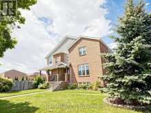 33 WRENDALE CRESCENT | Georgina Ontario | Slide Image Two