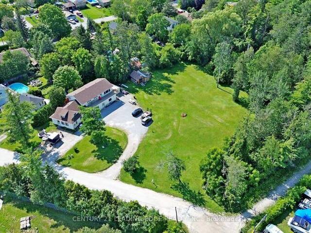 76 MARKET STREET Georgina Ontario, L0E 1R0 - 7 Bedrooms Home For Sale