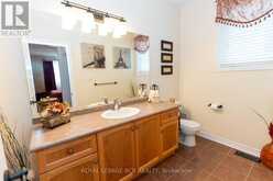 135 WHITE SANDS WAY | Wasaga Beach Ontario | Slide Image Thirteen