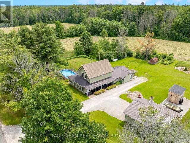 2289 KINNEAR SIDE ROAD Coldwater Ontario, L0K 1E0 - 4 Bedrooms Home For Sale