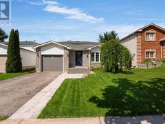 105 COLUMBIA ROAD Barrie Ontario, L4N 8E5