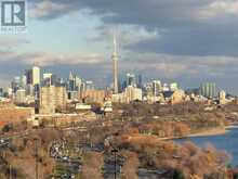2007 - 15 WINDERMERE AVENUE | Toronto Ontario | Slide Image Fifteen