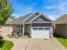 25 RIESLING DRIVE | Niagara-on-the-Lake Ontario | Slide Image Three