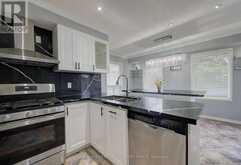 35 ATTWOOD DRIVE | Cambridge Ontario | Slide Image Twelve