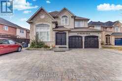 65 WARBLER CIRCLE | Toronto Ontario | Slide Image One