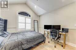 65 WARBLER CIRCLE | Toronto Ontario | Slide Image Thirty-two