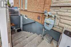 65 WARBLER CIRCLE | Toronto Ontario | Slide Image Thirty-four