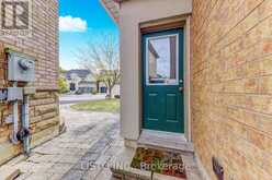 65 WARBLER CIRCLE | Toronto Ontario | Slide Image Thirty-five
