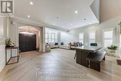 65 WARBLER CIRCLE | Toronto Ontario | Slide Image Seven