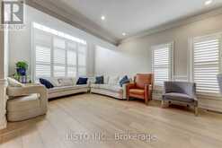 65 WARBLER CIRCLE | Toronto Ontario | Slide Image Eight
