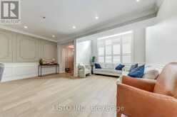 65 WARBLER CIRCLE | Toronto Ontario | Slide Image Nine