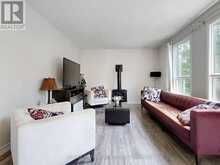 1000 ELGIN STREET | Newmarket Ontario | Slide Image Six