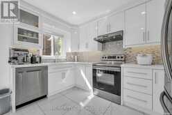 17 PUGSLEY AVENUE | Richmond Hill Ontario | Slide Image Fifteen