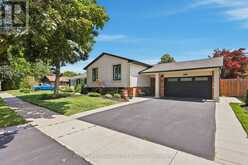 543 LIMERICK ROAD | Burlington Ontario | Slide Image Forty