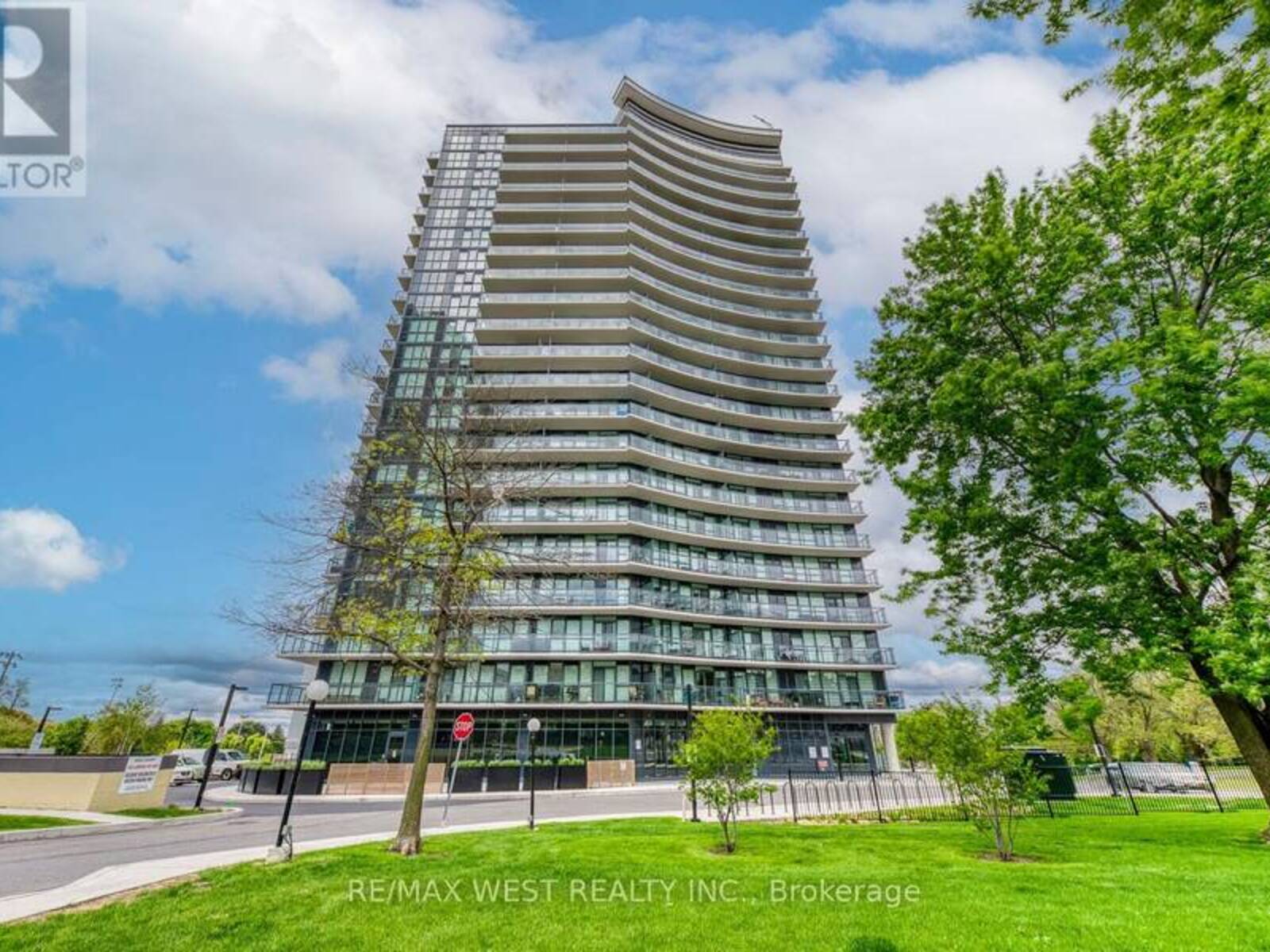 1104 - 1461 LAWRENCE AVENUE W, Toronto, Ontario M6L 0A6