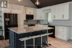 7 LA CASA DEL LAGO ROAD | Greater Sudbury Ontario | Slide Image Nine