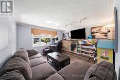 73 MCCOWAN ROAD | Toronto Ontario | Slide Image Eight