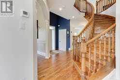 276 RIDGE ROAD | Aurora Ontario | Slide Image Seven