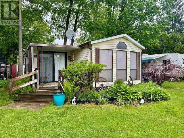 42 - 285 CRYDERMANS 42 SIDE ROAD Georgina Ontario, L0E 1A0 - 1 Bedroom Home For Sale