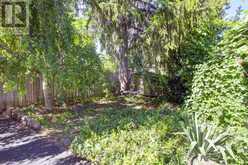 120 HIBERNIA STREET | Stratford Ontario | Slide Image Twelve
