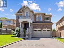 576 OAKWOOD DRIVE | Pickering Ontario | Slide Image One