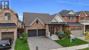 37 WALLS CRESCENT | New Tecumseth Ontario | Slide Image Three