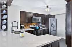907 - 8501 BAYVIEW AVENUE | Richmond Hill Ontario | Slide Image Eleven