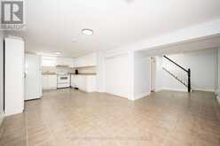 19 BATTERSEA CRESCENT | Toronto Ontario | Slide Image Seventeen