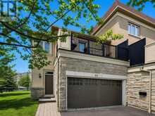 131 ROBERT SPECK PARKWAY | Mississauga Ontario | Slide Image Three