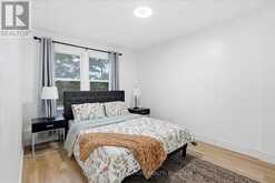 2479 QUEEN STREET E | Toronto Ontario | Slide Image Thirteen
