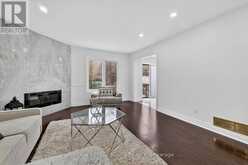 205 HUPFIELD TRAIL | Toronto Ontario | Slide Image Nine